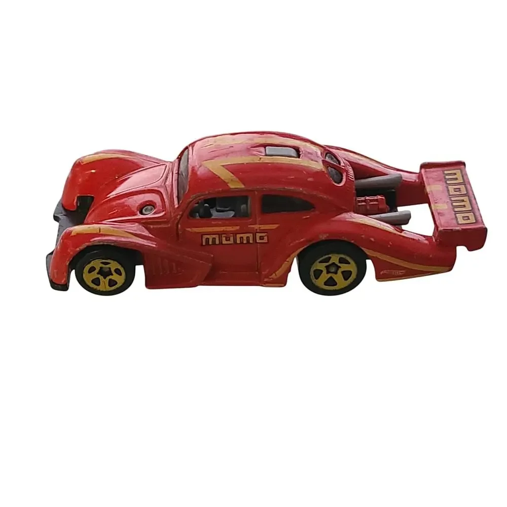 HOT WHEELS MOMO RACING VOLKSWAGON BEETLE KAFER RACER COLLECTIBLE